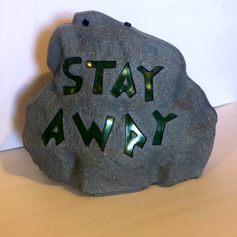 Gemmy STAY WAY Haunted Rock Lights & Sounds RETIRED Stone Halloween WORKS GREAT!